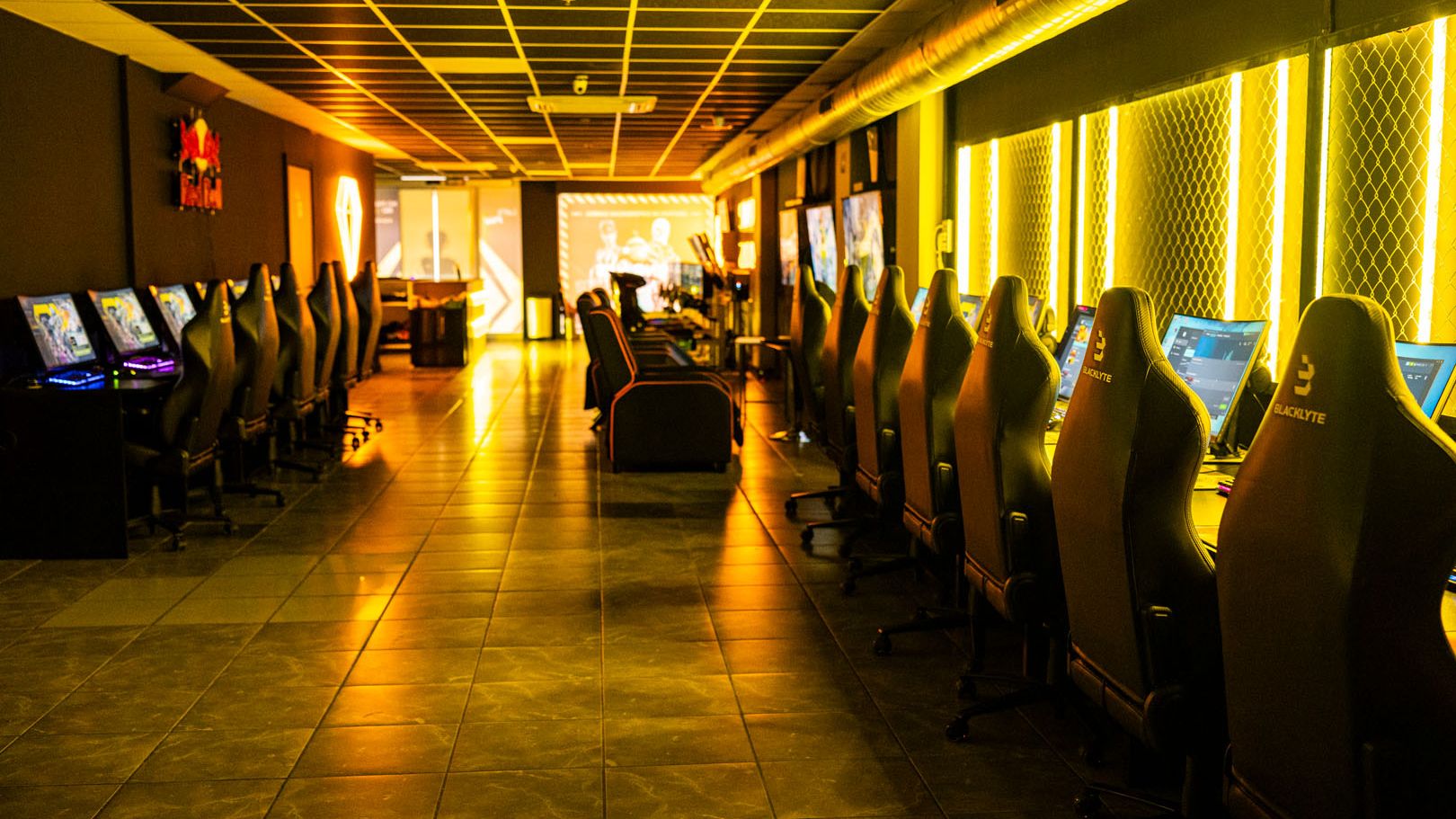 Diamond Esports Center Barcelona - Entrada
