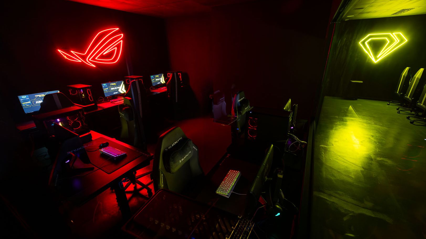 ASUS ROG Zone - Valencia